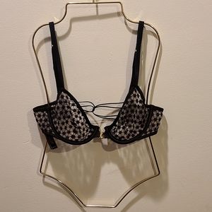 Victoria Secret sheer bra 32b